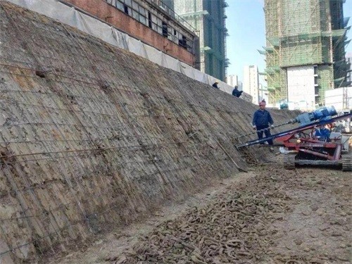 密山建筑边坡支护